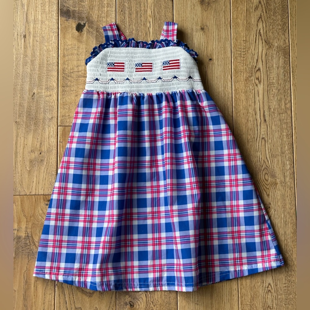 Boutique Red White Blue Smocked American Flags Patriotic Dress size 5 - Picture 2 of 9